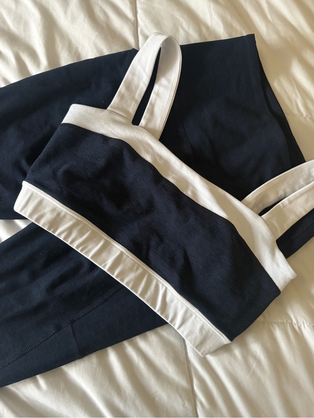 Beyond Yoga Black and White Strappy Sports Bra and Leggings Set